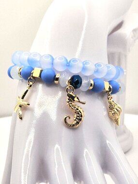 Blue Glass Beaded Bracelet Set With Gold Toned Ocean Charms Starfish Seahorse